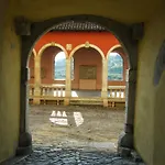 Belle *